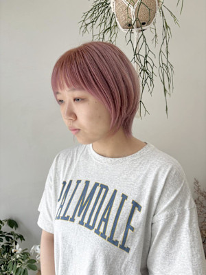《花屋併設の美容院》ペールピンクカラー