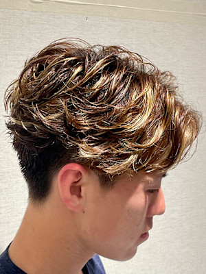 フェザーショートパーマ