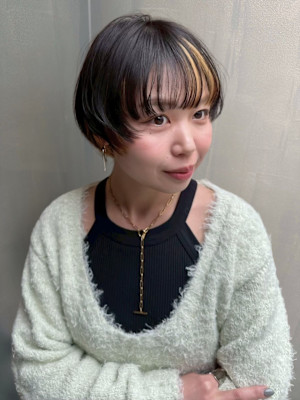 フェイスフレーミング ショートレイヤー アッシュグレー 美髪