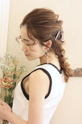 結婚式や浴衣ヘアに♪編みおろしアレンジ