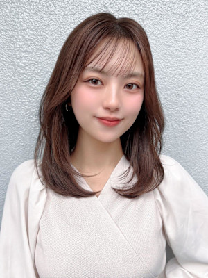 ミニウルフ前髪パーマ韓国くびれミディアムチェリーブラウン