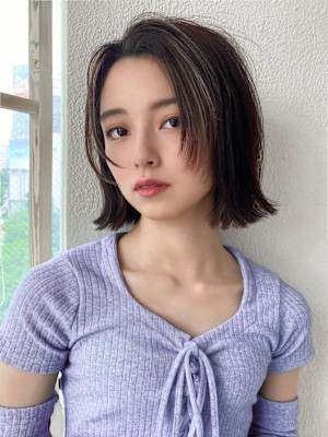 グレージュショートボブ30代40代50代ひし形シルエット