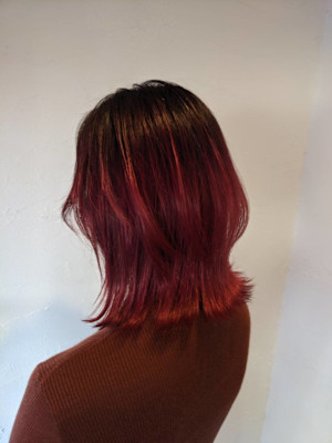 【MASA】外はねミディグラデワインレッド／武蔵浦和店