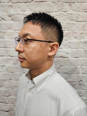 営業成績アップの清潔ショートスタイル