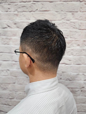 営業成績アップの清潔ショートスタイル