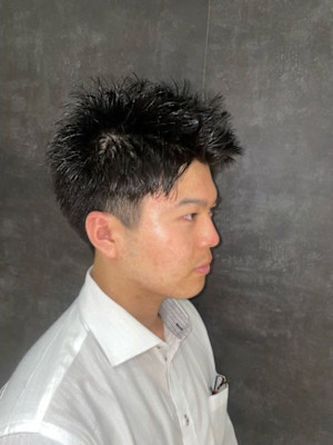 短髪でも遊びのあるメンズカット【三軒茶屋】