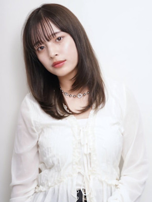 ベージュ ダメージレス 髪質改善カラー 透明感 レイヤー