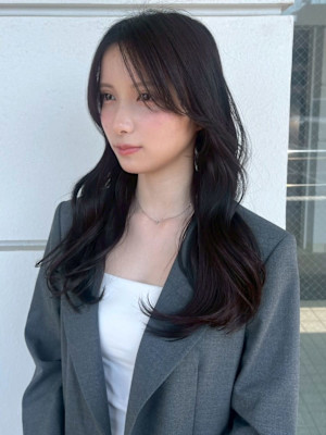 暗髪 グレージュ ロングレイヤー 韓国風顔周りカット
