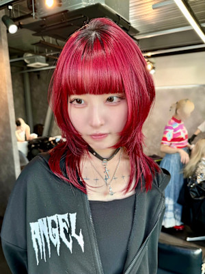 チェリーレッド　デザインカラー　ハイトーン　表参道/原宿