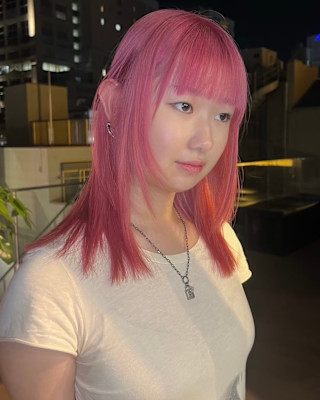 ピンクカラー　デザインカラー　ハイトーン　表参道/原宿