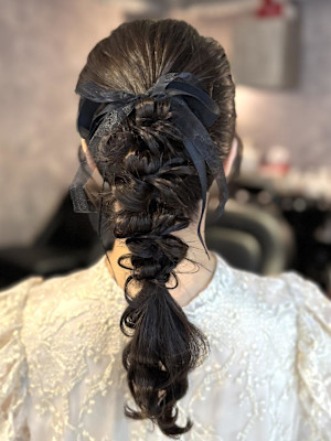 《鈴木茉奈》編みおろしヘア/お呼ばれヘア/大宮