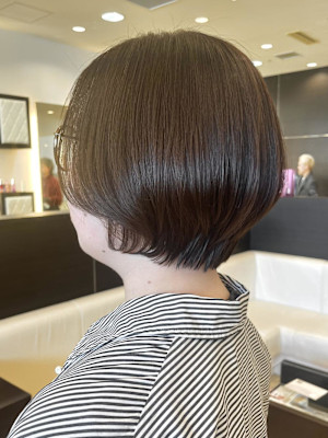 丸みショートボブ