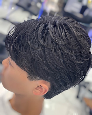 ニュアンスパーマ/フェザーパーマ/センターパート/渋谷/眉毛