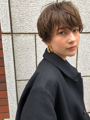 #切りっぱなしボブ #前下りボブ #顔周りレイヤー #小顔カ