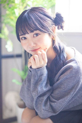 お団子サイドハーフアップ