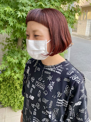 オレンジブラウンで夏を楽しむ