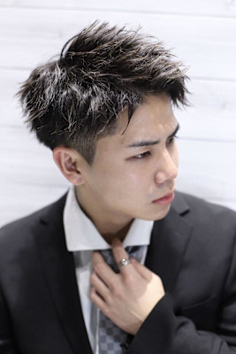 ツイストアップバングショート