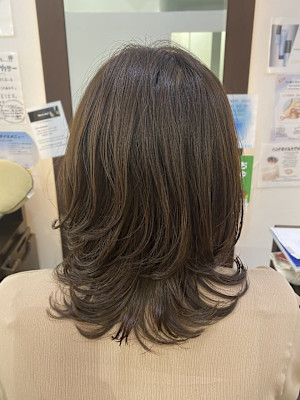 くびれレイヤースタイル