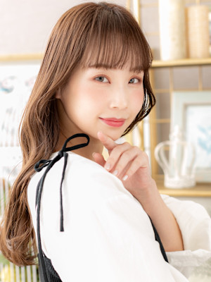 シースルーバングくせ毛風ニュアンスパーマ　韓国風巻き