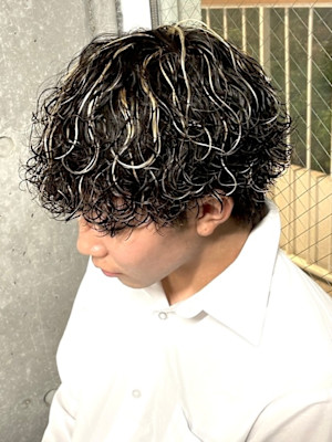 Men's salon ONE's NAGOYA 名古屋栄店