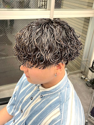 Men's salon ONE's NAGOYA 名古屋栄店