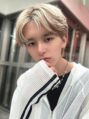 Men's salon ONE's NAGOYA 名古屋栄店