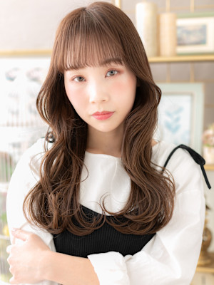 シースルーバングくせ毛風ニュアンスパーマ　細めハイライト