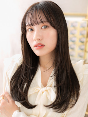 大人フェミニンロングレイヤーエアストレート　くすみベージュ