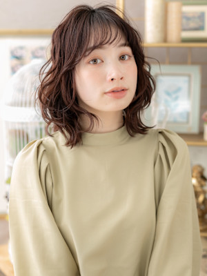 フレンチカジュアル小顔くびれレイヤーウルフ　マロンベージュ