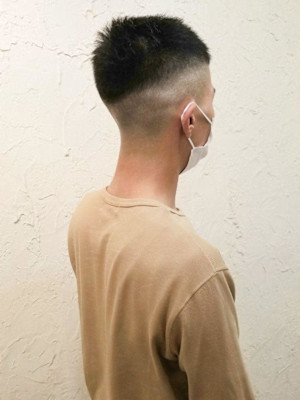 【Flor】*ネープレスフェード+ソフトモヒカン*