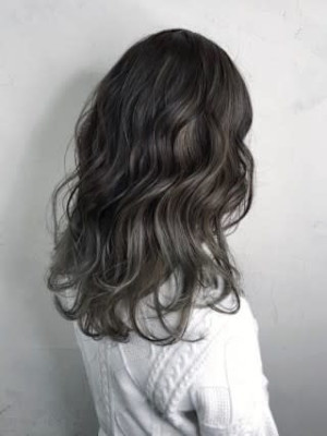 【Flor】*グレイッシュグラデーション+ノットヘア*