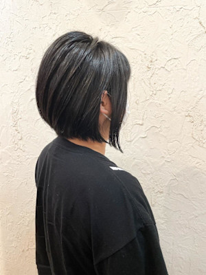 【Flor】*前下がりボブ+モノトーングレージュ*