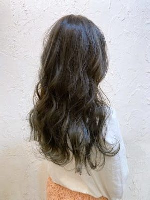 【Flor】*無造作ウェーブ+オリーブグレージュ*