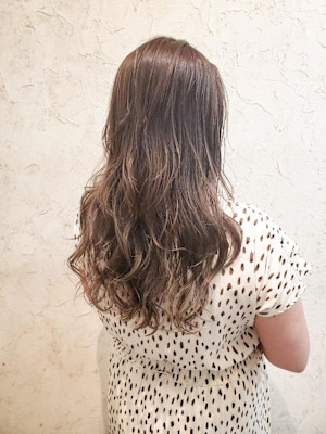 【Flor】*レイヤーロング+ミルクティーアッシュ*