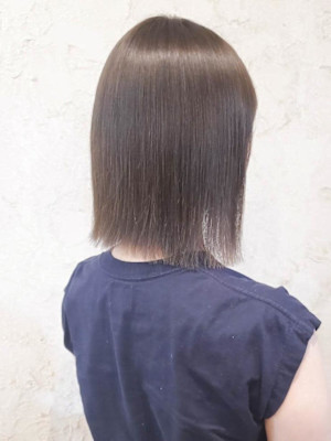 【Flor】*切りっぱなしボブ+ミルクティーアッシュ*