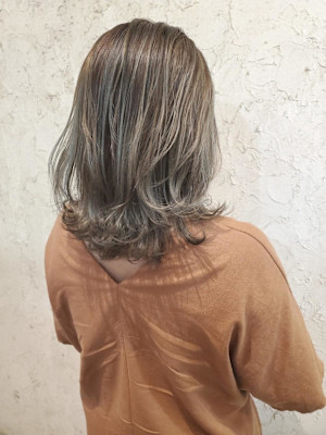 【Flor】*外国人風カール+プラチナアッシュ*