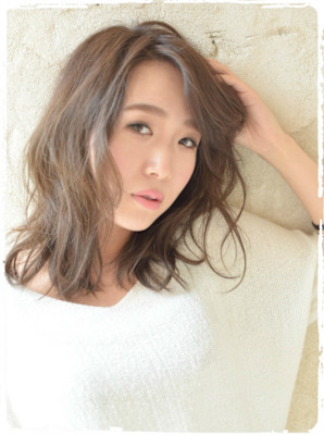 【ゆる波ウェーブ×モーヴアッシュ×くびれミディ】≪flor≫