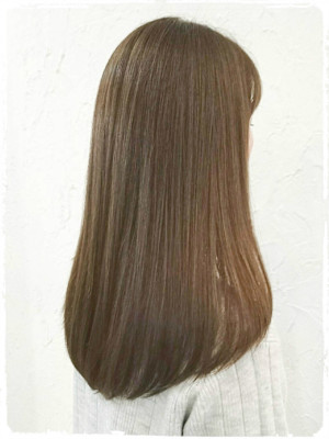 ≪柔らかいヌーディーベージュカラー≫