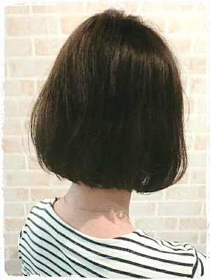 ≪就活スタイルでも可愛い!!ボブ×マットグレー≫