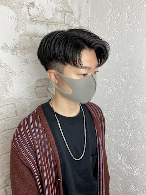 コンマヘア/センターパート/ツーブロック/刈り上げ