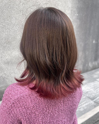 毛先ブリーチ　ピンクすそカラー