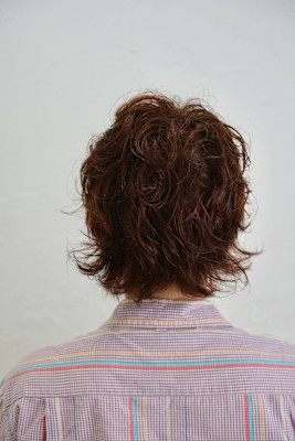 くせ毛を活かした、ショートウルフ