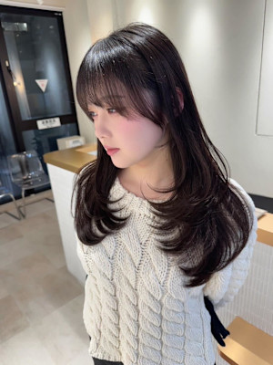 髪質改善＊ふわっと黒髪レイヤーカットロング＊【Zina熊本】