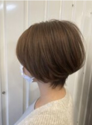 ショートボブ|前下がり【花巻|北上|ナディア】