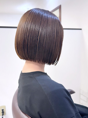 大人の美しさ引き立つ✨ミニボブ