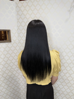 透明感ある暗めカラー