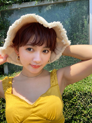 夏のバケハが似合うゆるふわショート★秋山