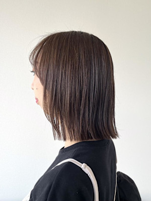 《kitin吉祥寺》グレージュ ぱつっとボブ 