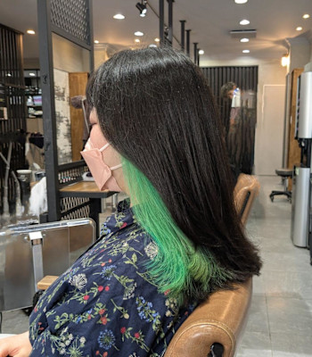 ブリーチイヤリングカラー