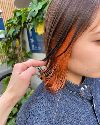 オレンジインナーカラー/イヤリングカラー　前髪インナー